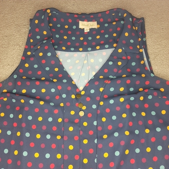 Modcloth Polka Dot V Neck Button Front Tank Top - Picture 7 of 10